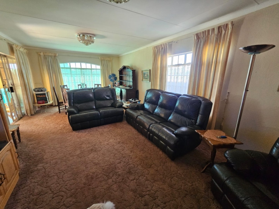 3 Bedroom Property for Sale in Sasolburg Ext 11 Free State